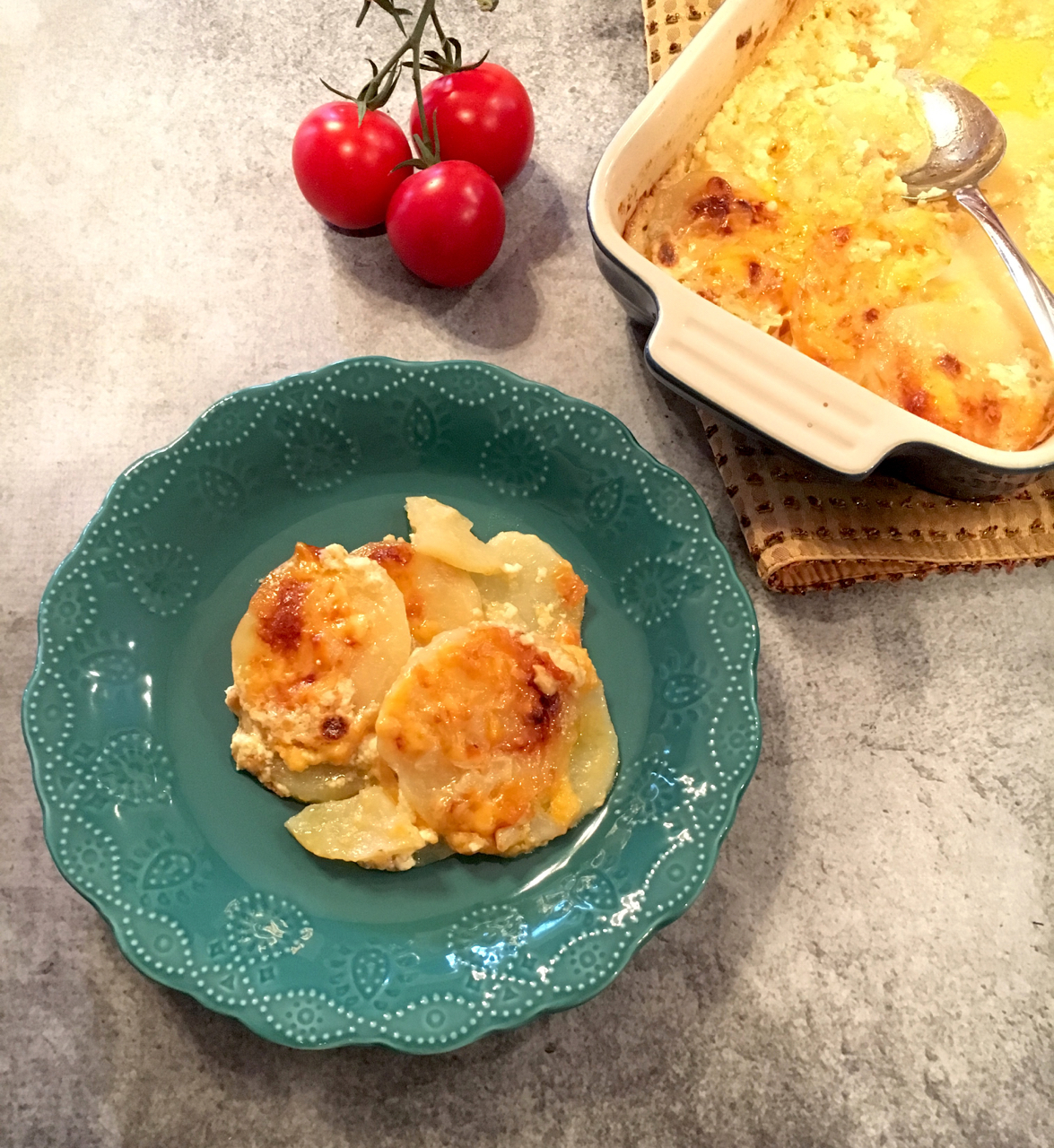 Baked Scalloped Potatoes With Cheese
