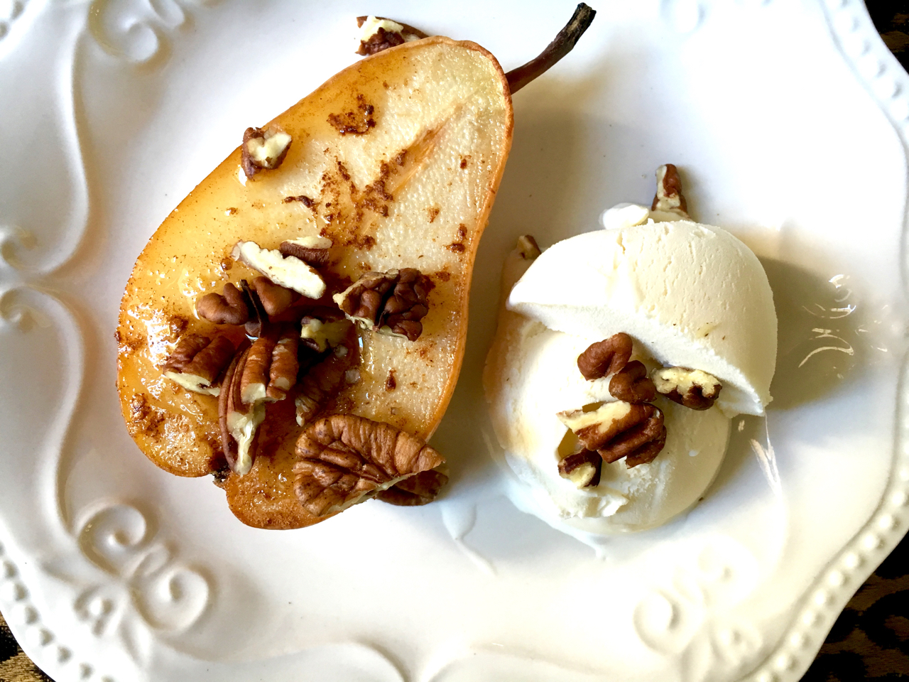 Maple and Cinnamon Baked Pears