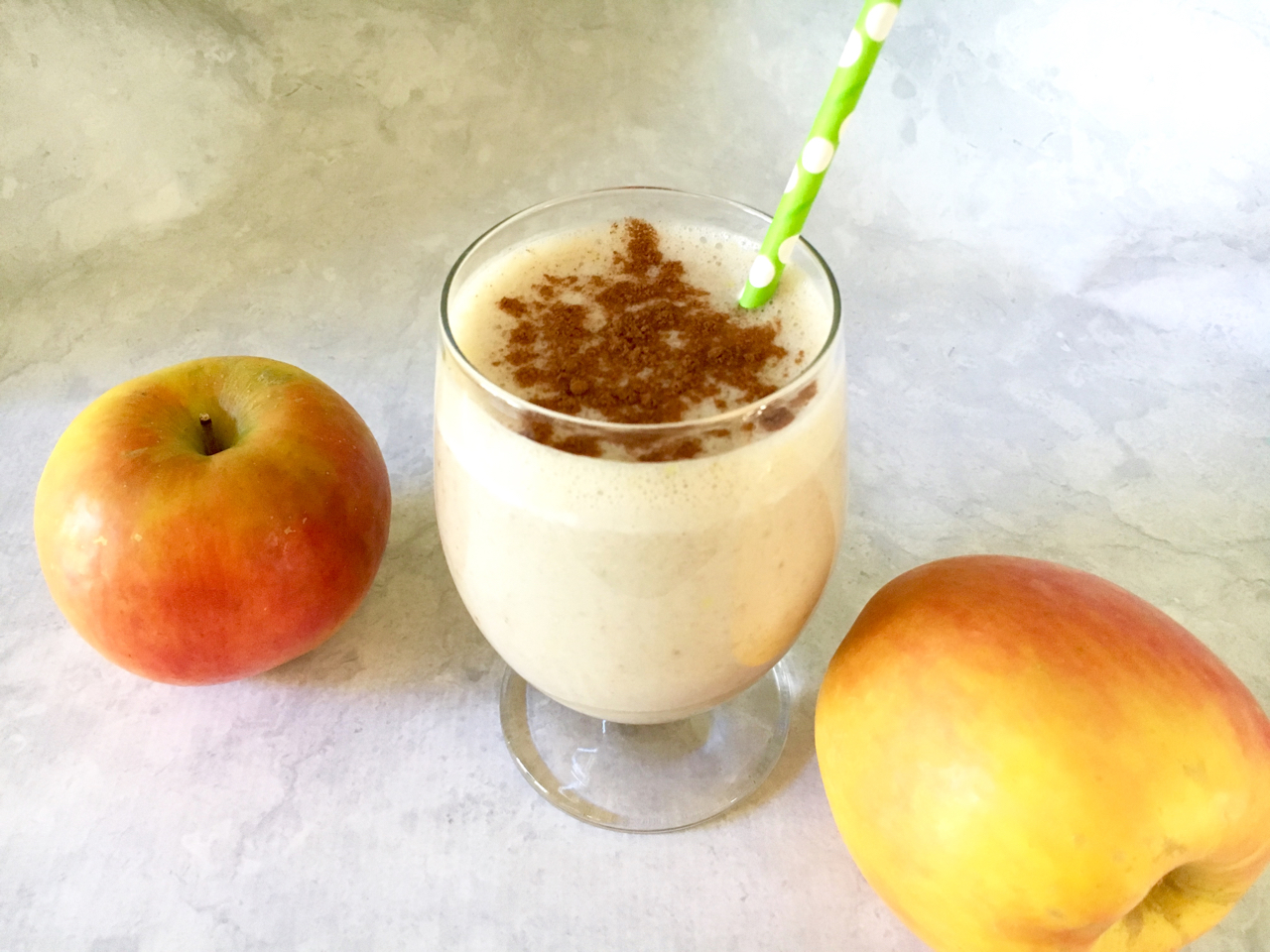 Apple Cinnamon Protein Smoothie