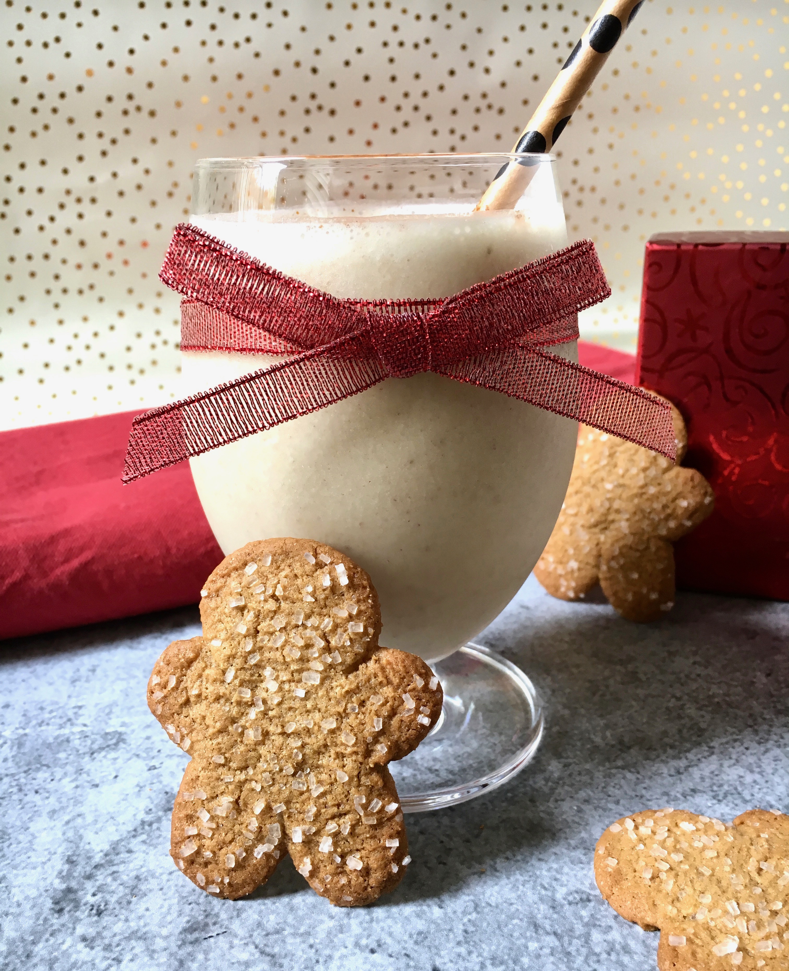 Healthy Gingerbread Protein Smoothie
