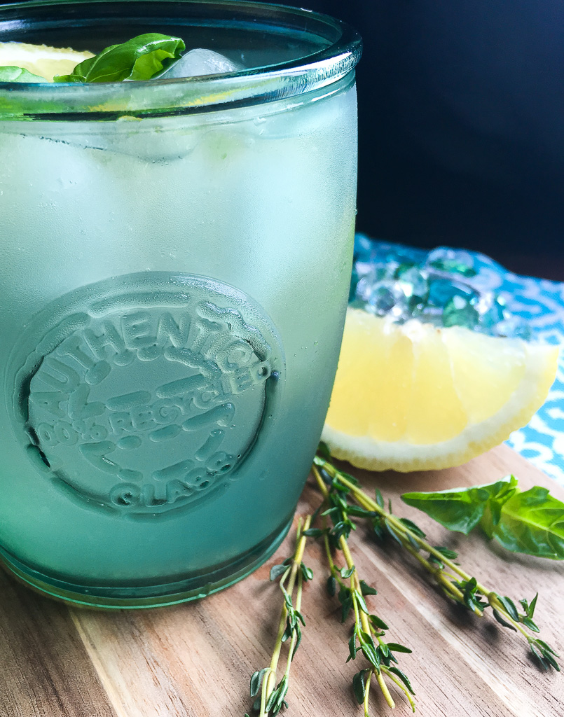 This refreshing spritzer is full of fantastic flavors, including lemon, fresh herbs, and ginger. It’s bright fruity flavor pairs perfectly with the warm earthiness of the culinary herbs and freshly grated ginger for a truly interesting combination. One taste and this is sure to become a new warm weather favorite!   